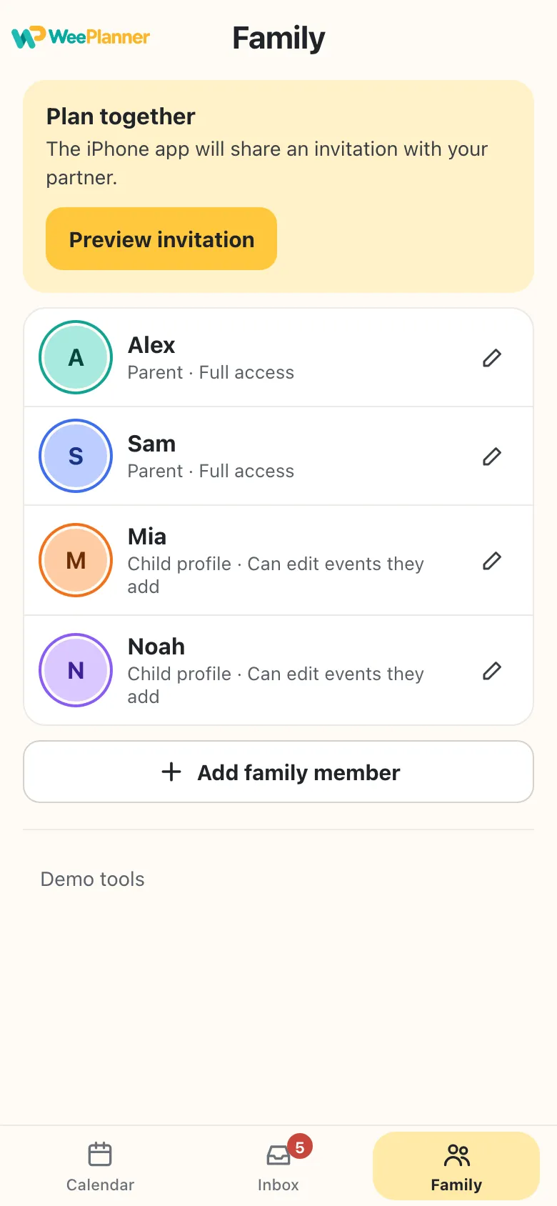 The Family screen: Alex and Sam as parents, Mia and Noah as child profiles.